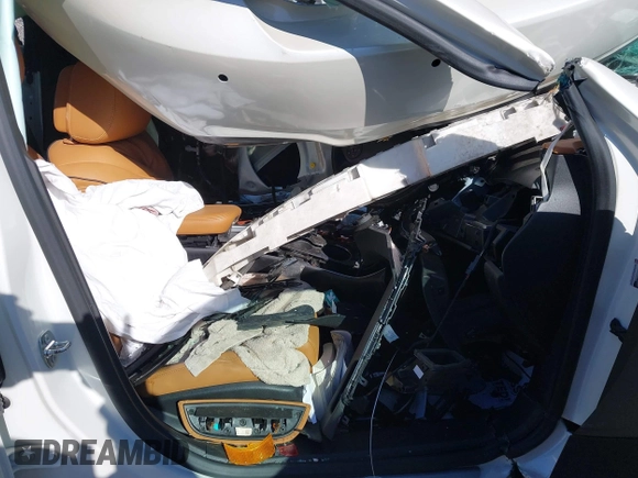 2014 Chevrolet Impala LTZ with VIN 2G1155S30E9204877, listed as a IAAI auction lot 42056615 with Not Provided miles and . Bid and sale history available at DreamBid. Image 5.