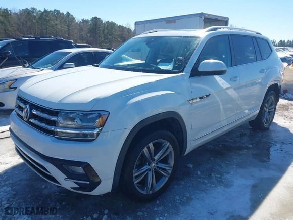 2019 Volkswagen Atlas 3.6L V6 SE w/Technology R-Line with VIN 1V2XR2CA5KC592564, listed as a IAAI auction lot 41370143 with 133,896 mi miles. Bid and sale history available at carsss.com. Image 2.