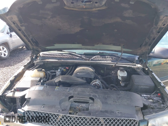 2004 Chevrolet Silverado 1500 LS with VIN 2GCEC19T441315295, listed as a IAAI auction lot 41957885 with 221,217 mi miles and . Bid and sale history available at DreamBid. Image 10.