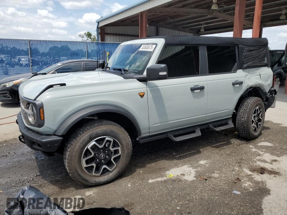 2024 Ford Bronco Badlands z VIN 1FMEE9BP3RLA46984, wystawiony jako Copart lot #55505075 z przebiegiem 4089 mil mil oraz Szkody całkowita. Historia ofert i sprzedaży dostępna na DreamBid. Obrazek 1.
