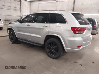 2011 Jeep Grand Cherokee Laredo with VIN 1J4RR4GGXBC684171, listed as a IAAI auction lot 41889727 with 141,202 mi miles and . Bid and sale history available at DreamBid. Image 3.