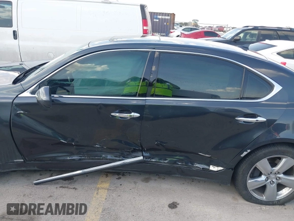 2008 Lexus LS 460 L z VIN JTHGL46F885026836, wystawiony jako IAAI lot #41881113 z przebiegiem 124 883 mil mil oraz . Historia ofert i sprzedaży dostępna na DreamBid. Obrazek 6.