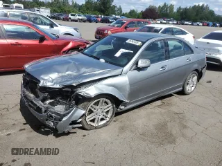 2008 Mercedes-Benz C 350 Sport z VIN WDDGF56X78F155772, wystawiony jako Copart lot #55362405 z przebiegiem 117 260 mil mil oraz Szkoda całkowita • Salvage title. Historia ofert i sprzedaży dostępna na DreamBid. Obrazek 1.