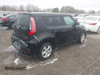 2018 Kia Soul with VIN KNDJN2A27J7561919, listed as a IAAI auction lot 41744324 with 80,364 mi miles. Bid and sale history available at carsss.com. Image 4.