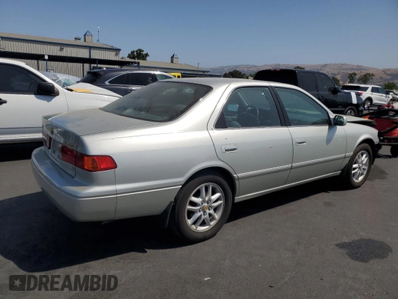 2000 Toyota Camry LE z VIN JT2BF28K5Y0261315, wystawiony jako Copart lot #59607935 z przebiegiem 87 184 mil mil oraz Szkoda całkowita • Salvage title. Historia ofert i sprzedaży dostępna na DreamBid. Obrazek 3.