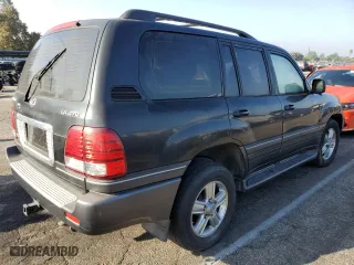 2006 Lexus LX 470 with VIN JTJHT00W864004827, listed as a Copart auction lot 73236394 with 83,762 mi miles and Clean Title. Bid and sale history available at carsss.com. Image 3.