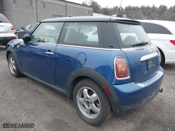 2009 MINI Cooper Hardtop with VIN WMWMF33579TW72543, listed as a IAAI auction lot 41844387 with 125,835 mi miles. Bid and sale history available at carsss.com. Image 3.