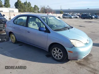 2002 Toyota Prius with VIN JT2BK18U120051566, listed as a IAAI auction lot 41839626 with 311,030 mi miles. Bid and sale history available at carsss.com. Image 1.