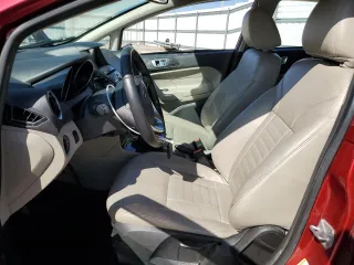 2014 Ford Fiesta Titanium z VIN 3FADP4FJ0EM156814, wystawiony jako Copart lot #52028435 z przebiegiem 97 985 mil mil oraz Szkoda całkowita • Salvage title. Historia ofert i sprzedaży dostępna na DreamBid. Obrazek 7.