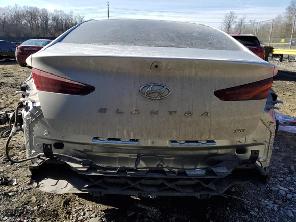 2019 Hyundai Elantra SE with VIN 5NPD74LF7KH457401, listed as a Copart auction lot 42760975 with 83,003 mi miles and Salvage Title. Bid and sale history available at carsss.com. Image 6.