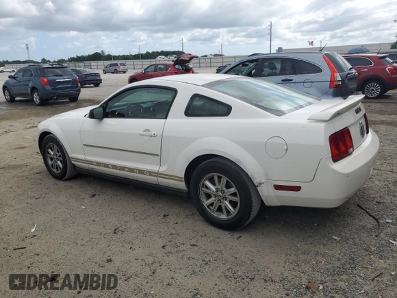 2005 Ford Mustang Deluxe with VIN 1ZVFT80N055206227, listed as a Copart auction lot 54861085 with 235,462 mi miles and Salvage Title. Bid and sale history available at carsss.com. Image 2.