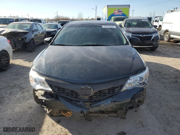 2014 Toyota Camry L with VIN 4T1BF1FK1EU365286, listed as a Copart auction lot 47377225 with 124,800 mi miles and Salvage Title. Bid and sale history available at carsss.com. Image 5.
