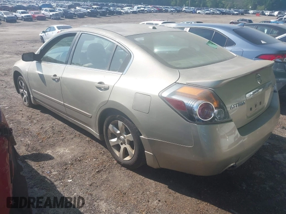 2009 Nissan Altima 2.5 S with VIN 1N4AL21EX9N513182, listed as a IAAI auction lot 42085758 with 256,655 mi miles. Bid and sale history available at carsss.com. Image 3.