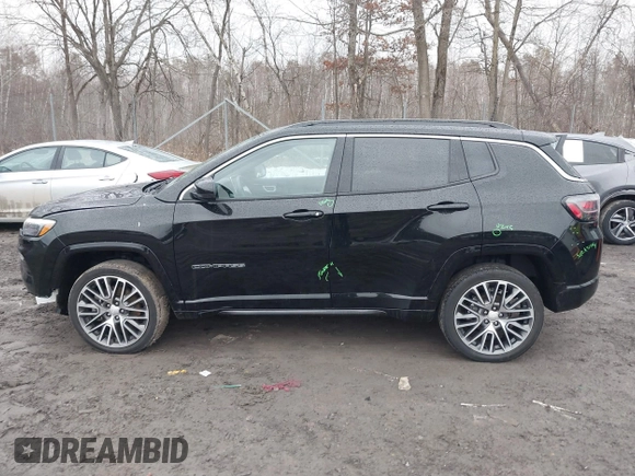 2023 Jeep Compass Limited with VIN 3C4NJDCNXPT538459, listed as a IAAI auction lot 41717025 with 70,028 mi miles and . Bid and sale history available at carsss.com. Image 14.