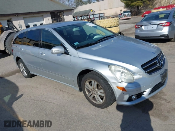 2009 Mercedes-Benz R 3.5L with VIN 4JGCB65E19A098277, listed as a IAAI auction lot 41866337 with 148,573 mi miles and . Bid and sale history available at DreamBid. Image 1.