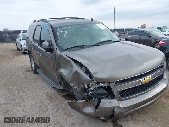 2012 Chevrolet Tahoe LS z VIN 1GNSCAE08CR323878, wystawiony jako IAAI lot #41936259 z przebiegiem 67 542 mil mil oraz . Historia ofert i sprzedaży dostępna na DreamBid. Obrazek 1.