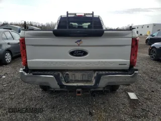 2017 Ford F-350 Platinum z VIN 1FT8W3BT4HEE75790, wystawiony jako Copart lot #53556105 z przebiegiem 546 574 mil mil oraz Szkoda całkowita • Salvage title. Historia ofert i sprzedaży dostępna na DreamBid. Obrazek 6.