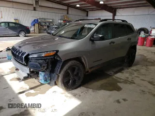 2017 Jeep Cherokee Sport z VIN 1C4PJLASXHW663159, wystawiony jako Copart lot #89033045 z przebiegiem 163 274 mil mil oraz Szkoda całkowita • Salvage title. Historia ofert i sprzedaży dostępna na DreamBid. Obrazek 1.