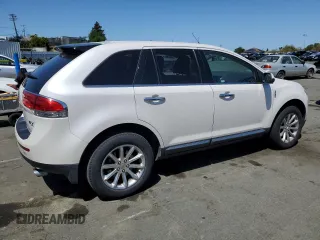 2011 Lincoln MKX with VIN 2LMDJ6JK5BBJ18337, listed as a Copart auction lot 50809295 with 186,910 mi miles and Clean Title. Bid and sale history available at carsss.com. Image 3.