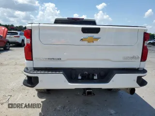 2022 Chevrolet Silverado 3500HD High Country with VIN 1GC4YVEY4NF305429, listed as a Copart auction lot 64597785 with 117,583 mi miles and Clean title. Bid and sale history available at DreamBid. Image 6.