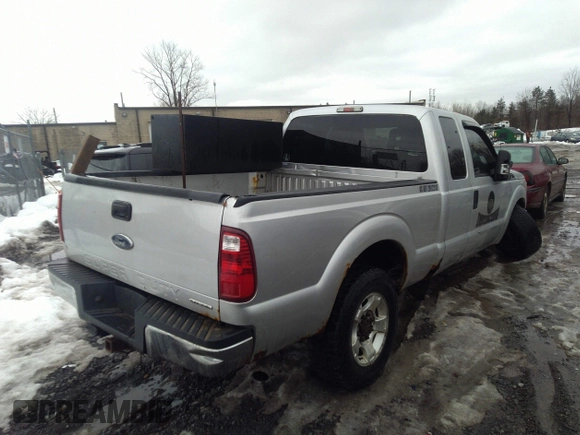 2012 Ford F-250 XL z VIN 1FT7X2B61CED13945, wystawiony jako IAAI lot #41662333 z przebiegiem 196 509 mil mil oraz . Historia ofert i sprzedaży dostępna na DreamBid. Obrazek 4.