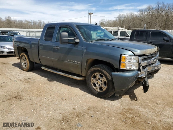 2008 Chevrolet Silverado 1500 LT w/2LT with VIN 2GCEC190081326449, listed as a Copart auction lot 49590565 with 309,997 mi miles and Salvage Title. Bid and sale history available at carsss.com. Image 4.