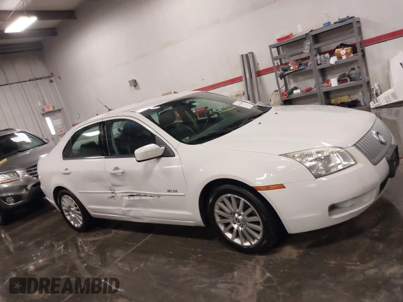 2008 Mercury Milan Premier with VIN 3MEHM08Z38R604372, listed as a IAAI auction lot 41131598 with 104,302 mi miles and . Bid and sale history available at DreamBid. Image 13.