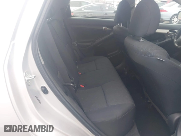 2009 Toyota Matrix with VIN 2T1KU40E49C130897, listed as a IAAI auction lot 42164096 with 140,273 mi miles. Bid and sale history available at carsss.com. Image 8.