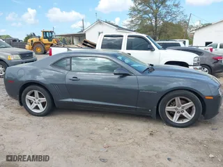 2010 Chevrolet Camaro 1LT with VIN 2G1FB1EV3A9129509, listed as a IAAI auction lot 41968072 with 117,467 mi miles. Bid and sale history available at carsss.com. Image 14.