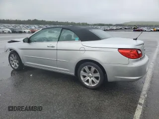 2010 Chrysler Sebring Touring z VIN 1C3BC5ED1AN153410, wystawiony jako Copart lot #55224685 z przebiegiem Nie podano mil oraz Szkody całkowita. Historia ofert i sprzedaży dostępna na DreamBid. Obrazek 2.