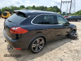 2012 Porsche Cayenne Turbo с VIN WP1AC2A25CLA83496, выставлен на аукционе Copart как лот 60897805 с пробегом 234 808 миль миль и Списание • Salvage title. История ставок и продаж доступна на DreamBid. Изображение 3.
