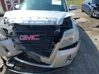 2011 GMC Terrain SLE-2 z VIN 2CTALSEC1B6434663, wystawiony jako IAAI lot #41934196 z przebiegiem 120 821 mil mil oraz . Historia ofert i sprzedaży dostępna na DreamBid. Obrazek 6.