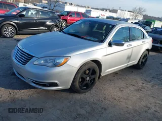 2012 Chrysler 200 Limited with VIN 1C3CCBCG2CN305455, listed as a IAAI auction lot 41907553 with 121,159 mi miles. Bid and sale history available at carsss.com. Image 17.