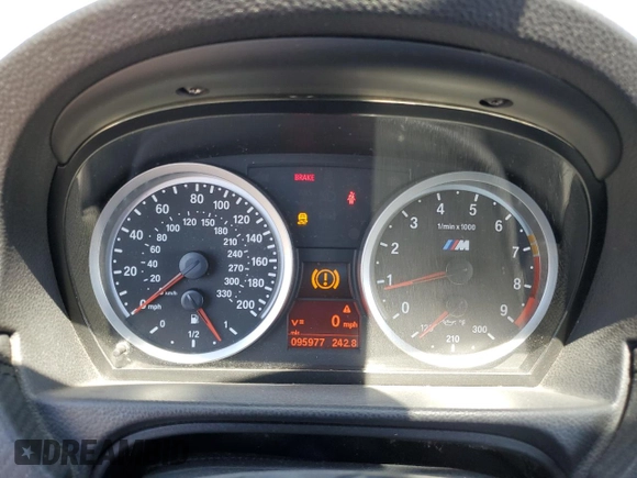2012 BMW M3 с VIN WBSKG9C5XCE797910, выставлен на аукционе Copart как лот 69233364 с пробегом 95 977 миль миль и Списание • Salvage title. История ставок и продаж доступна на DreamBid. Изображение 9.