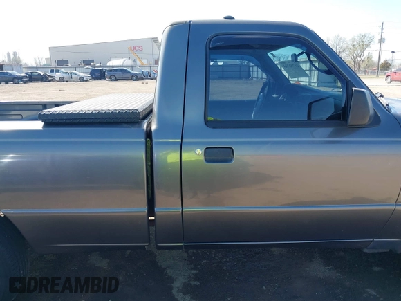 2008 Ford Ranger XL z VIN 1FTYR10D68PB08692, wystawiony jako IAAI lot #41792735 z przebiegiem 100 922 mil mil oraz . Historia ofert i sprzedaży dostępna na DreamBid. Obrazek 14.