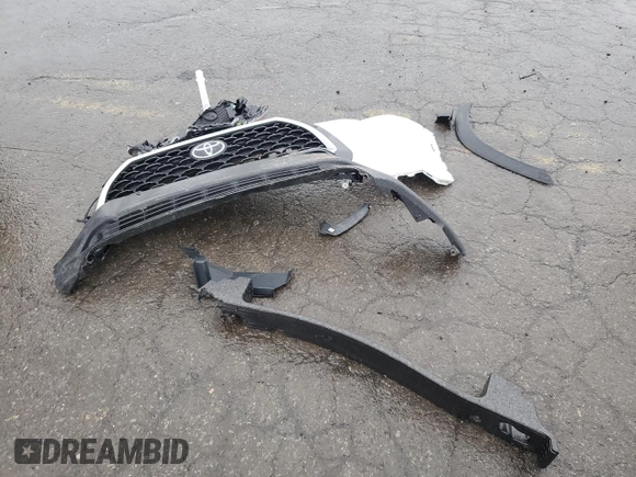2024 Toyota Corolla Cross XLE с VIN 7MUDAABG2RV092744, выставлен на аукционе Copart как лот 52008035 с пробегом 6 263 миль миль и Списание • Salvage title. История ставок и продаж доступна на DreamBid. Изображение 13.