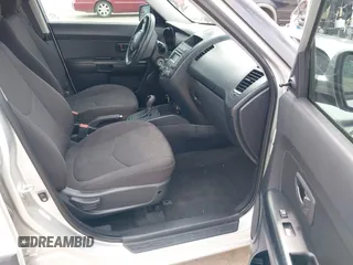 2013 Kia Soul with VIN KNDJT2A52D7530856, listed as a IAAI auction lot 41889860 with 148,982 mi miles and . Bid and sale history available at DreamBid. Image 5.