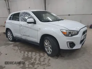 2015 Mitsubishi Outlander SE with VIN 4A4AR4AU1FE006428, listed as a IAAI auction lot 42288199 with 128,675 mi miles and . Bid and sale history available at DreamBid. Image 1.