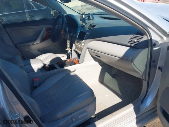2011 Toyota Camry LE with VIN 4T1BK3EK2BU619592, listed as a IAAI auction lot 41455317 with 154,663 mi miles. Bid and sale history available at carsss.com. Image 5.