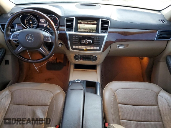 2013 Mercedes-Benz M 550 with VIN 4JGDA7DB8DA200333, listed as a Copart auction lot 85099484 with 204,839 mi miles and Salvage title. Bid and sale history available at DreamBid. Image 8.