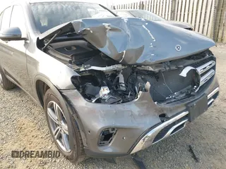 2021 Mercedes-Benz GLC with VIN W1N0G8EB8MF871762, listed as a IAAI auction lot 41835783 with 55,975 mi miles. Bid and sale history available at carsss.com. Image 6.