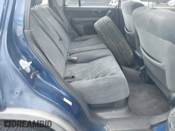 1999 Honda CR-V LX z VIN JHLRD2846XC021574, wystawiony jako IAAI lot #42106605 z przebiegiem 131 001 mil mil oraz . Historia ofert i sprzedaży dostępna na DreamBid. Obrazek 8.