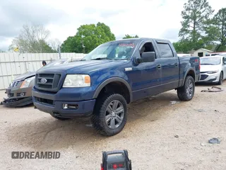 2005 Ford F-150 XLT with VIN 1FTPW145X5FA74992, listed as a IAAI auction lot 41964025 with 270,166 mi miles. Bid and sale history available at carsss.com. Image 17.