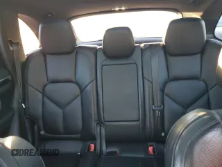 2017 Porsche Cayenne S с VIN WP1AB2A25HLA50282, выставлен на аукционе Copart как лот 80912384 с пробегом 44 744 миль миль и Списание • Salvage title. История ставок и продаж доступна на DreamBid. Изображение 10.