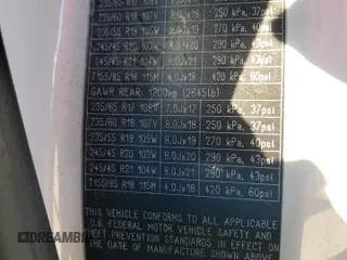 2018 Jaguar E-Pace S z VIN SADFJ2FXXJ1Z01691, wystawiony jako Copart lot #46333263 z przebiegiem 67 451 mil mil oraz . Historia ofert i sprzedaży dostępna na DreamBid. Obrazek 13.
