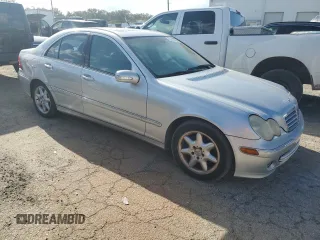 2006 Mercedes-Benz C 230 Sport z VIN WDBRF56H76F742674, wystawiony jako Copart lot #76616404 z przebiegiem Nie podano mil oraz Szkoda całkowita • Salvage title. Historia ofert i sprzedaży dostępna na DreamBid. Obrazek 4.