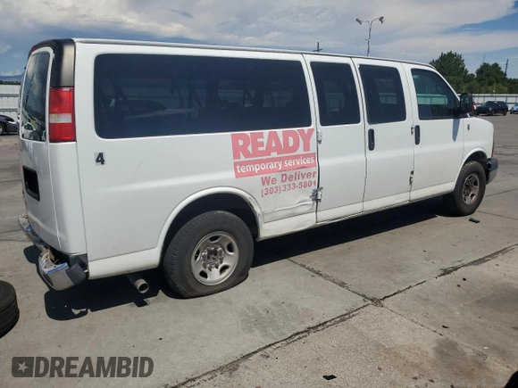 2015 Chevrolet Express Passenger LT with VIN 1GAZG1FG6F1217514, listed as a Copart auction lot 64759505 with 270,681 mi miles and Clean title. Bid and sale history available at DreamBid. Image 3.