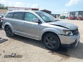 2019 Dodge Journey Crossroad z VIN 3C4PDCGG0KT857688, wystawiony jako IAAI lot #41956541 z przebiegiem 58 884 mil mil oraz . Historia ofert i sprzedaży dostępna na DreamBid. Obrazek 1.