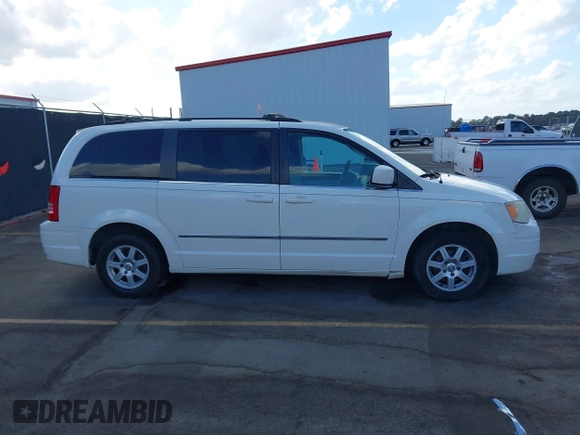 2010 Chrysler Town & Country Touring with VIN 2A4RR5DX4AR435106, listed as a IAAI auction lot 40726036 with 241,470 mi miles. Bid and sale history available at carsss.com. Image 13.