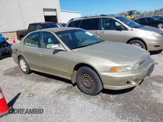 2001 Mitsubishi Galant ES with VIN 4A3AA46G81E126007, listed as a IAAI auction lot 41801501 with 204,733 mi miles. Bid and sale history available at carsss.com. Image 1.